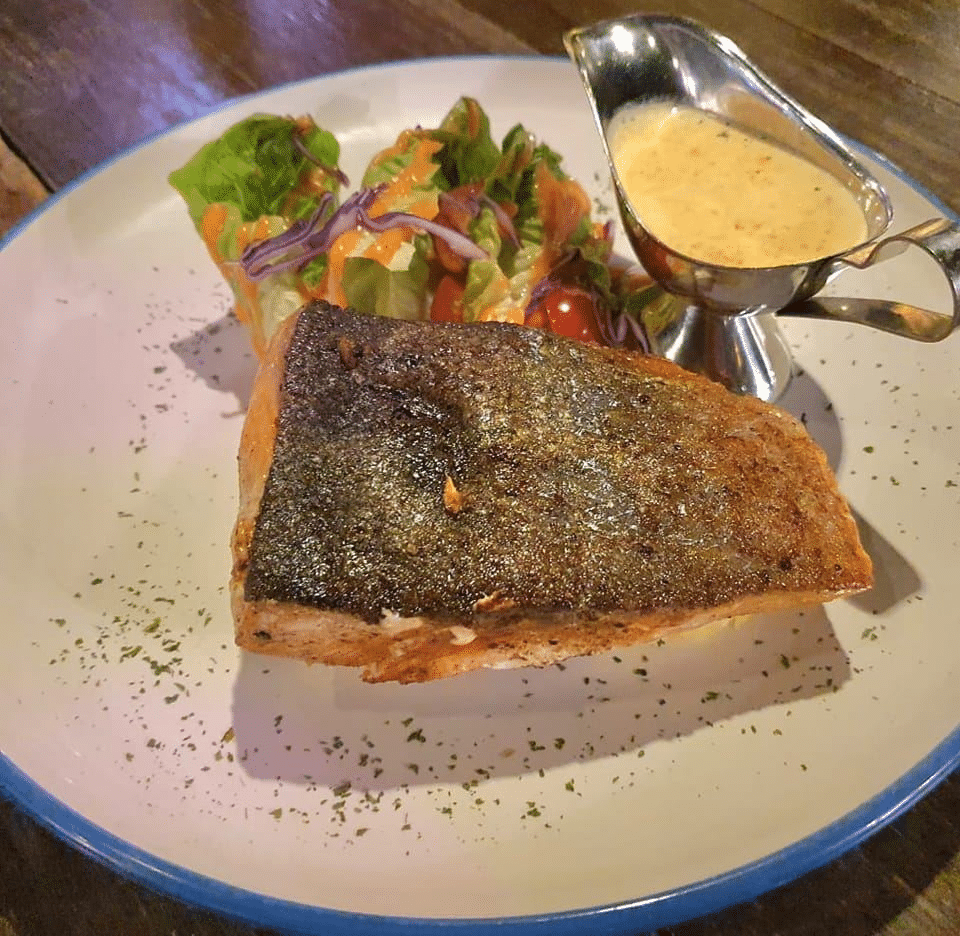 Makanan Western Lazat Di Kuching, Portico Restaurant Tawar Pelbagai Menu Menarik Untuk Anda