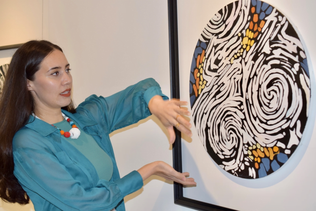 Pameran Solo Pertama, 50 Karya Seni Alena Murang Bakal Dipamerkan Di Galeri Hoan Sabtu Ini