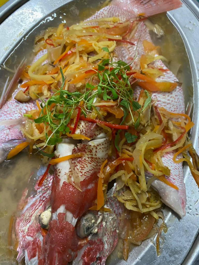 Seafood Underrated Di Kuching, Nikmati Pelbagai Sajian Makanan Laut Segar Di Benson Seafood