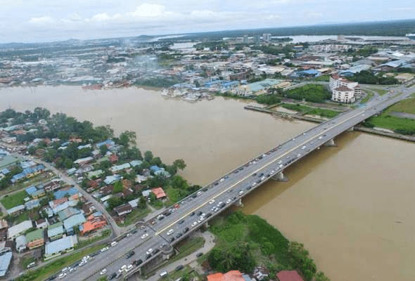 Bagi Atasi Masalah Banjir, RM 29.6 Juta Telah Dilulus Untuk Bersihkan Sungai Tersumbat Di Sarawak