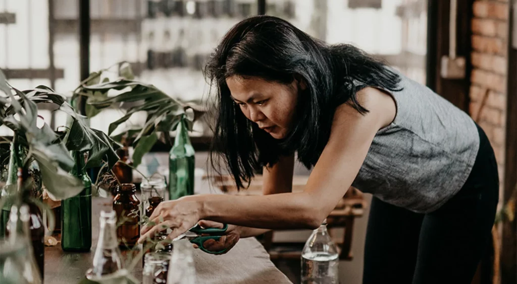Mastermind Di Sebalik Ruang Komuniti Seni Think & Tink, Kenali Arkitek Wanita Berjiwa Borneo Ini