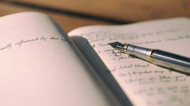 Cara Meluahkan Emosi Positif, 5 Kebaikan Menulis Jurnal