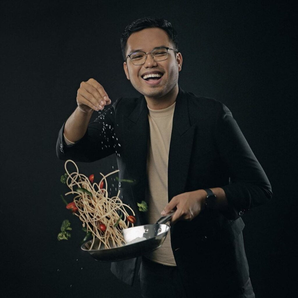 Ditegur Guna Minyak Masak Berlebihan Dalam Masakan, Khairul Aming Tampil Bagi Penjelasan
