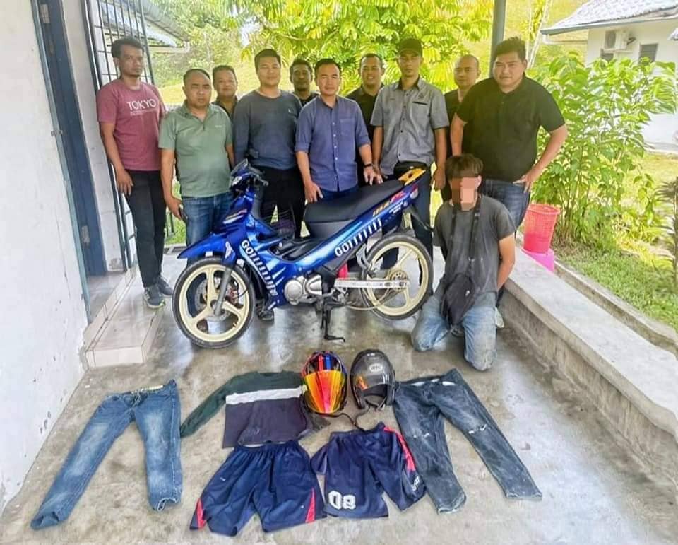 Gian Pamer Kemaluan Di Padawan, Lelaki Ini Berjaya Ditangkap Pihak Polis