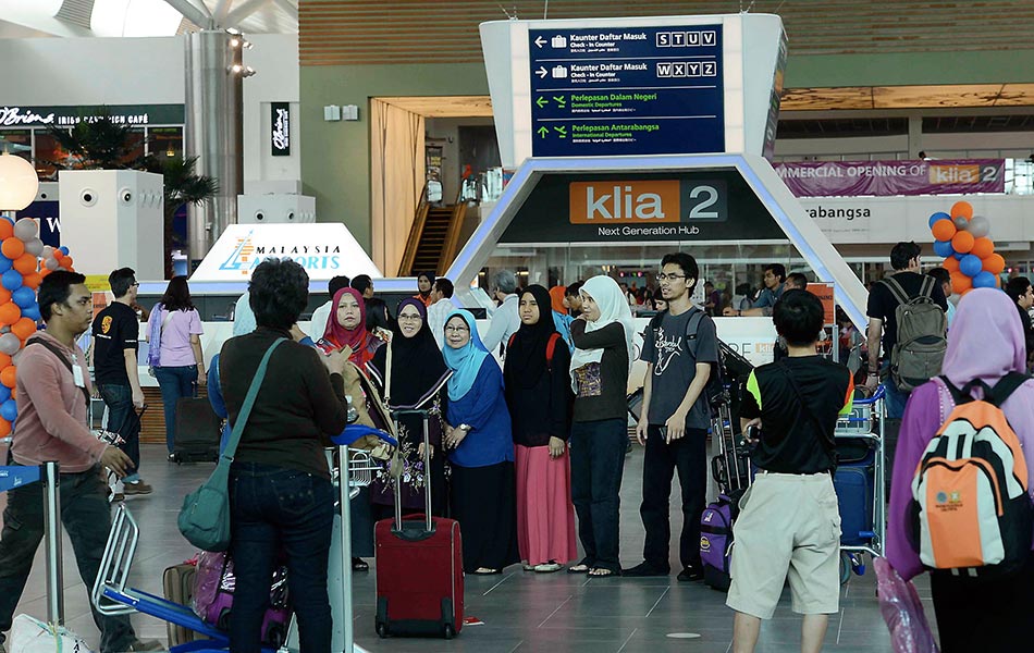 Kerajaan Sarawak Bantu Tampung Kos Tiket Penerbangan Pelajar IPT, Ini Cara Mengisi I-GPS 2023