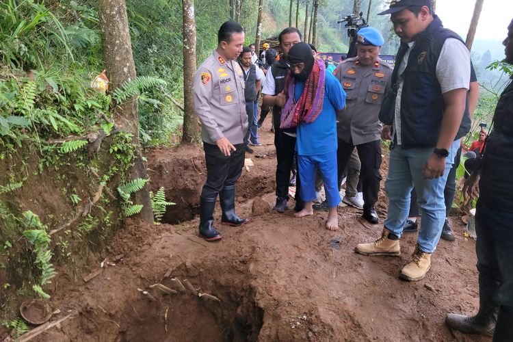Kejam! Mayat Ditemui Di Kebun, Rupanya 'Bomoh Ganda Duit' Ini Dalang Di Sebalik 11 Pembunuhan
