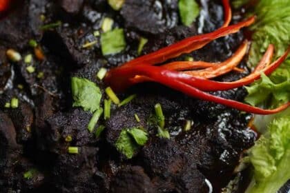 Juadah Istimewa Hari Raya, Ini Resipi Daging Masak Hitam Sarawak