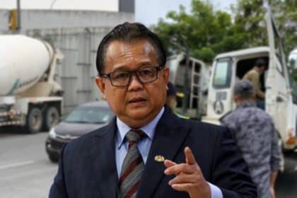 Laksana Selama 4 Hari Raya Ini, Alexander Arah Hentikan Kerja-Kerja Penyelenggaraan Serta Merta