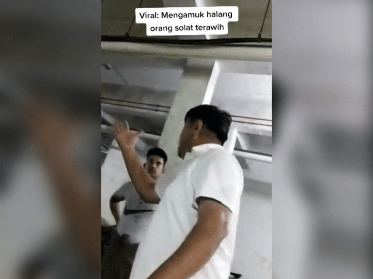 Rosakkan Pintu Surau, Polis Tahan Lelaki Mengamuk Bunyi 'Speaker' Kuat Ketika Tarawih
