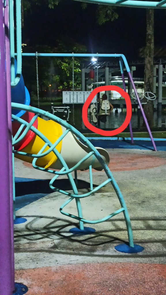 Terserempak 'Sosok Misteri' Di Taman MBKS, Perkongsian Wanita Ini Buat Netizen Seram