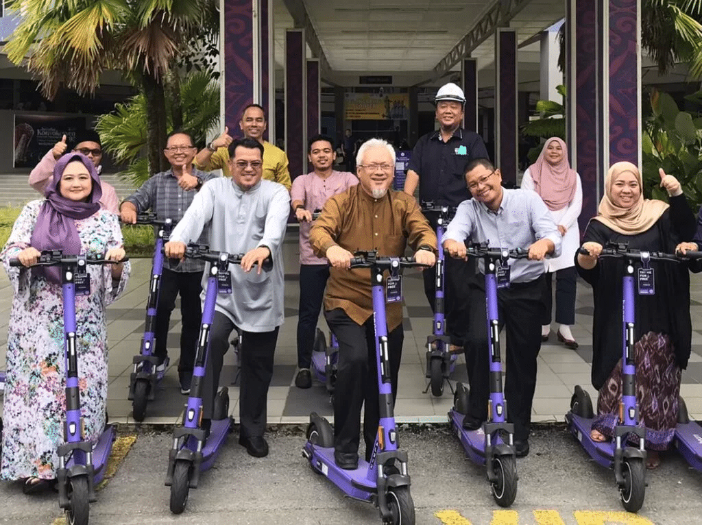 Beam Akhirnya Buat 'Comeback' Sewa 150 E-Skuter Buat Pelajar UITM Samarahan