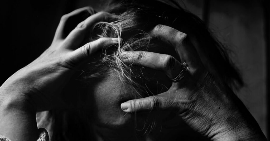 Bertahun Bercinta Tak Sedar Teman Lelaki Adalah Wanita, Sampai 2 Kali ‘Terlanjur’