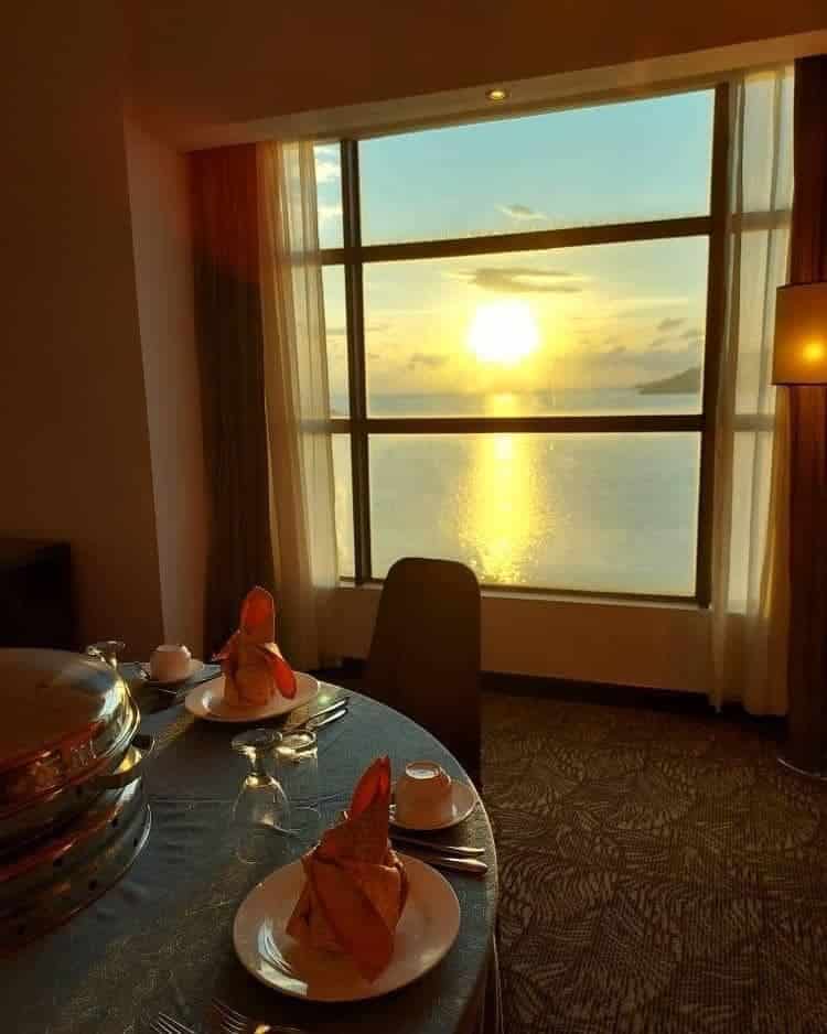 Berlangitkan Bulan & Bintang, Ini 10 Lokasi Hangout Terbaik Di Kota Kinabalu Sabah