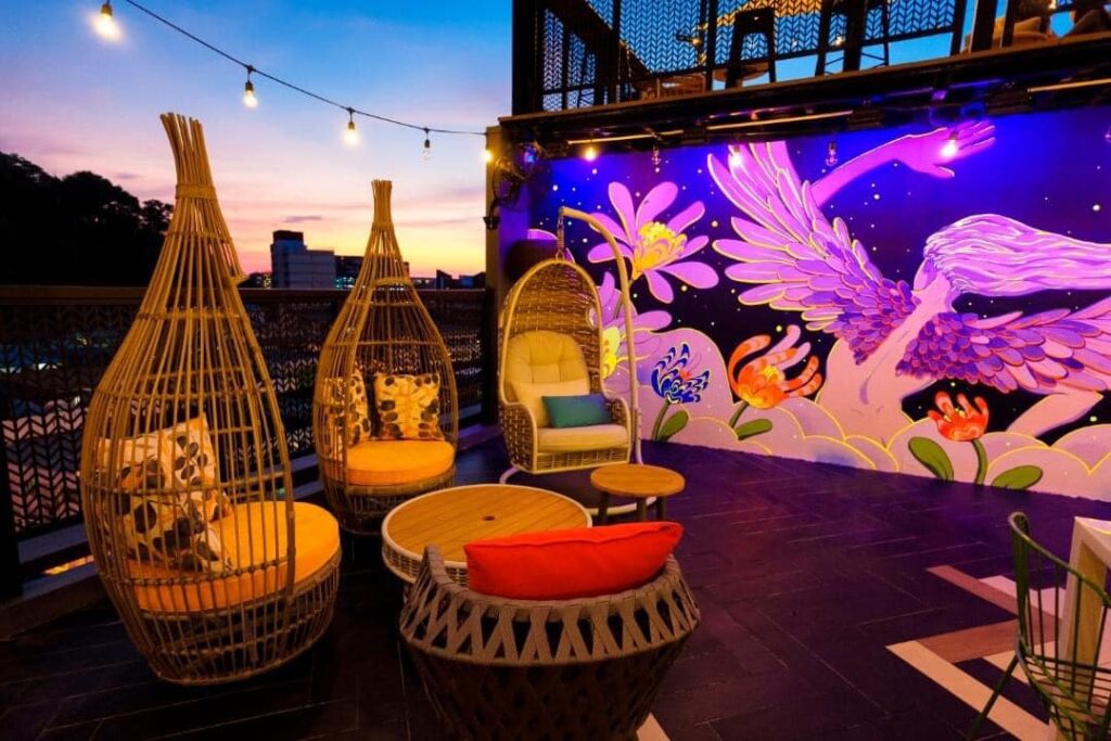 Berlangitkan Bulan & Bintang, Ini 10 Lokasi Hangout Terbaik Di Kota Kinabalu Sabah