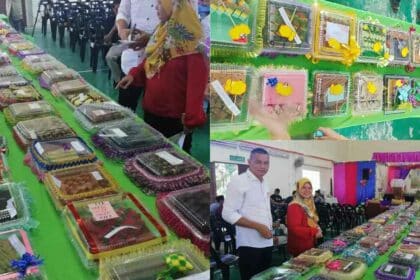 Hidang Lebih 66 Jenis Kek Lapis, Rumah Terbuka Di Kampung Melayu Engkilili Ini Tarik Perhatian Netizen