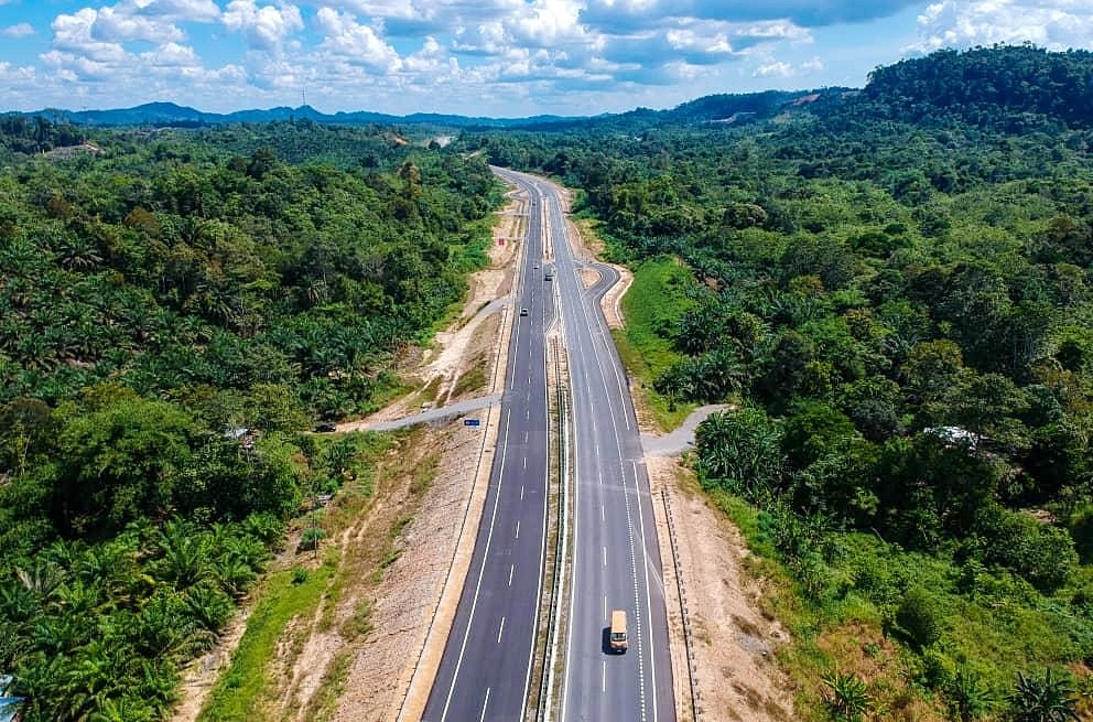 11 Bahagian Sudah Siap, Projek Jalan Pan Borneo Kini Capai 94 Peratus Setakat Ini