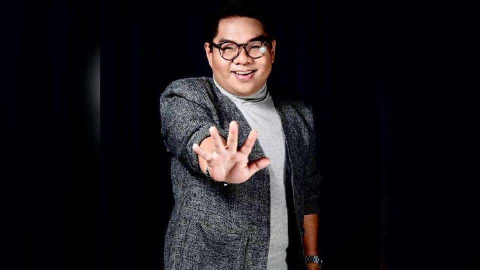 Anak Kelahiran Sarawak, Bob Yusof Lancar Single Iban Pertama