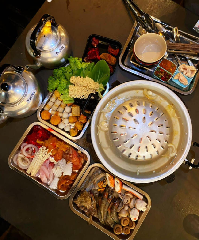 Boleh Makan Sepuas Hati, Anda Perlu Cuba Menu Enak Di Thai Garden BBQ Steamboat Kuching Ini