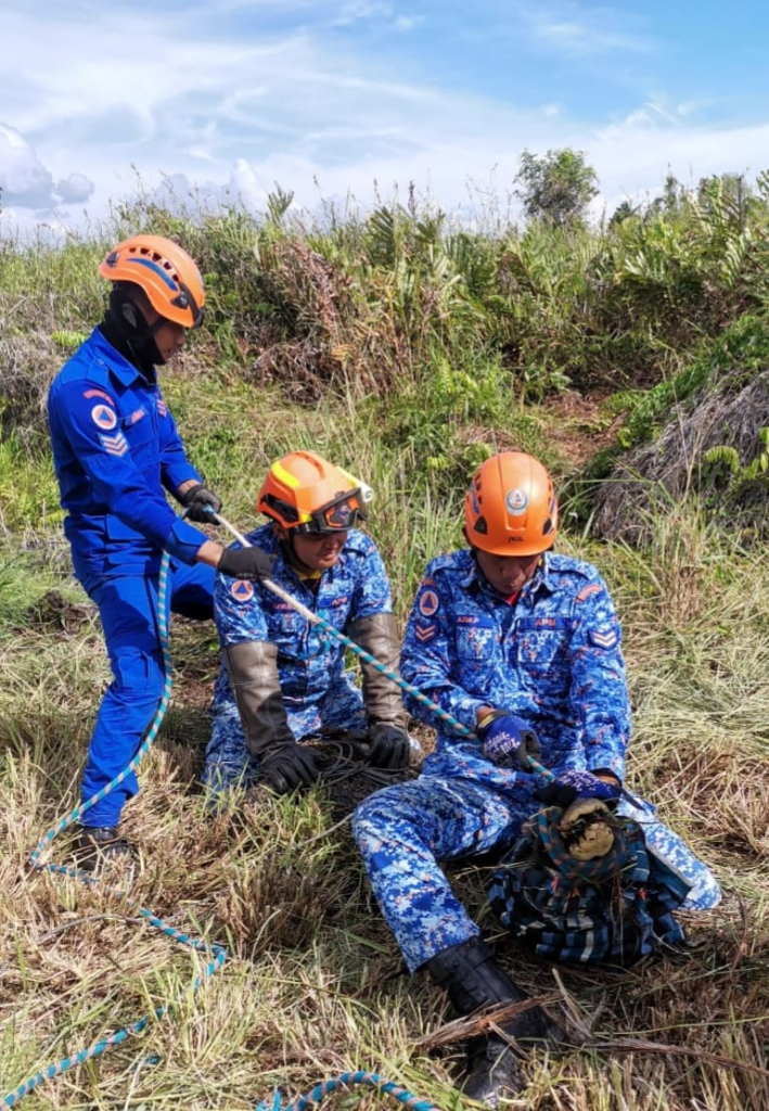 Penduduk Gempar Temui Buaya Tembaga Betina Bersama 55 Biji Telur Di Kebun