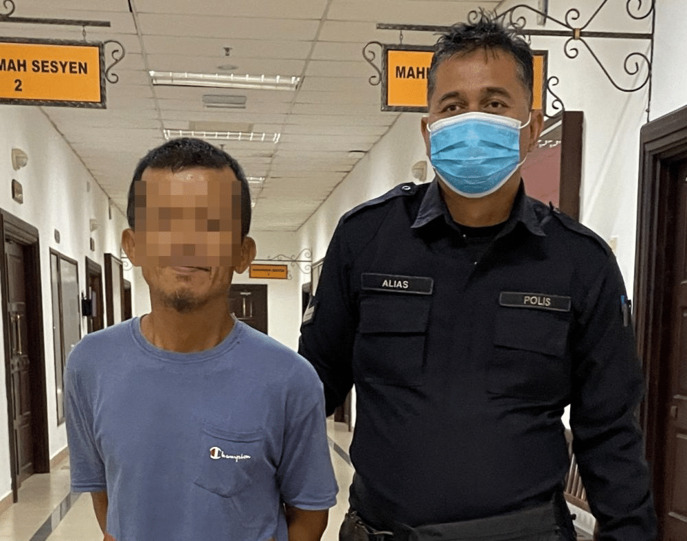Sanggup Lakukan Amang Seksual Terhadap Cucu, 'Atuk' Dipenjara 8 Tahun Di Kuching