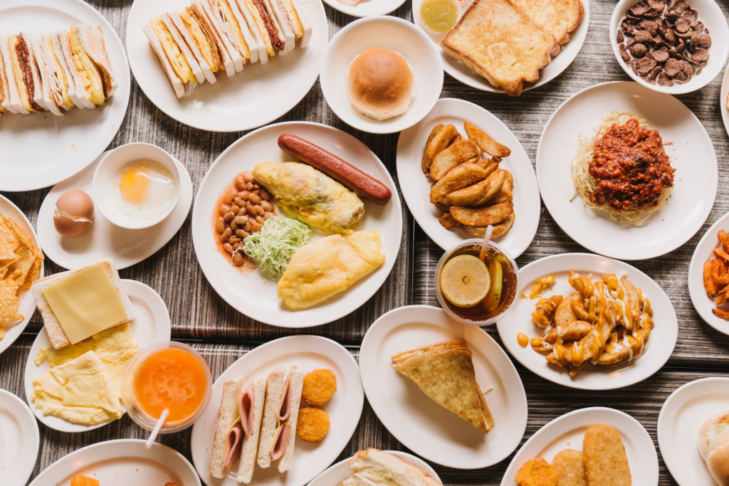 Buka Seawal Subuh, Hi Bread Kopitiam Ini Merupakan Port Sarapan Legend Di Kuching