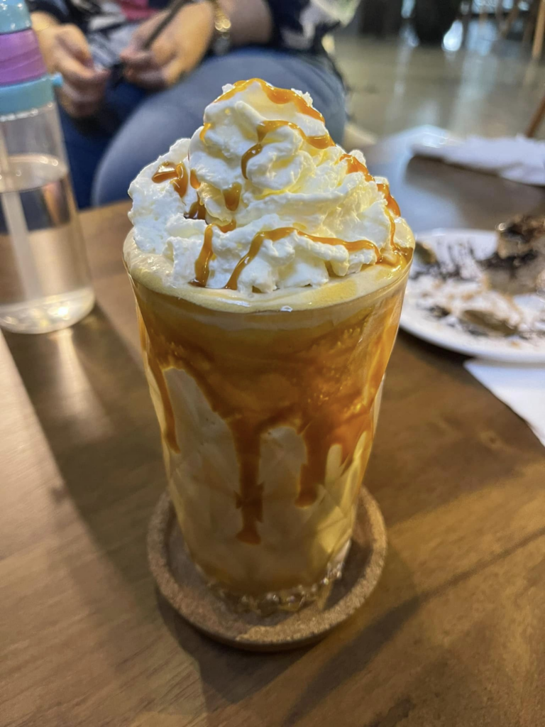 Buat Cafe Hunter, Eighteen Degree Coffee Ini Tawar Hidangan Western Yang Memuaskan Di Kuching
