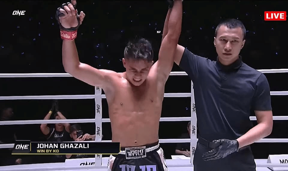 Muncul Juara, Johan Ghazali Sekali Lagi Tumpaskan Lawan Dengan K.O. Di One Championship Thailand