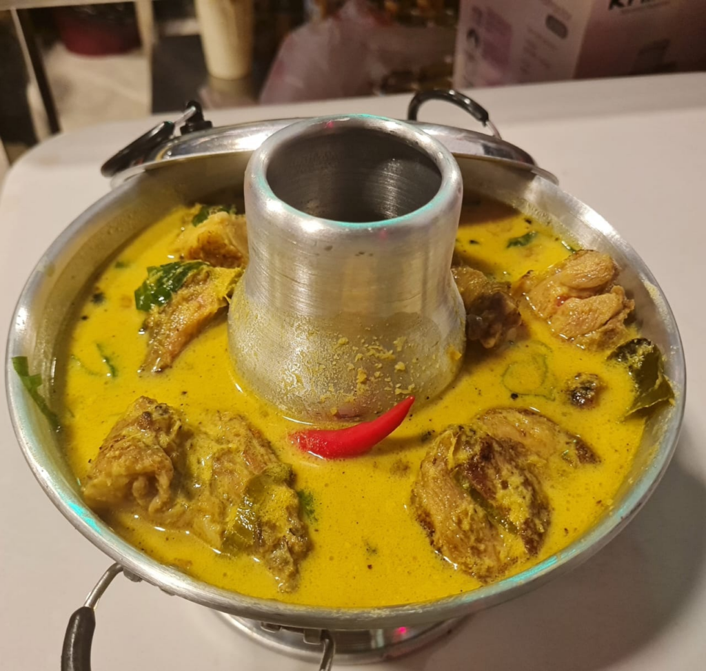 Nikmati Aneka Sajian Ala Thai Menarik Di Restoran Sultan Tomyam Dan Bakar Di Kuching