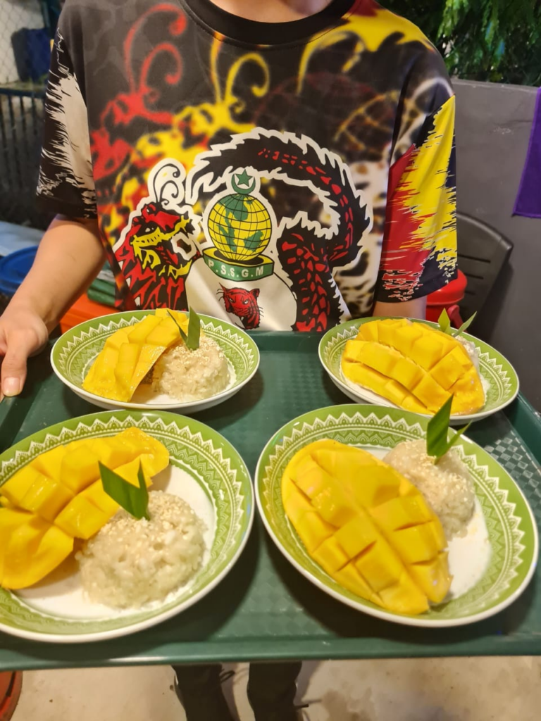 Nikmati Aneka Sajian Ala Thai Menarik Di Restoran Sultan Tomyam Dan Bakar Di Kuching