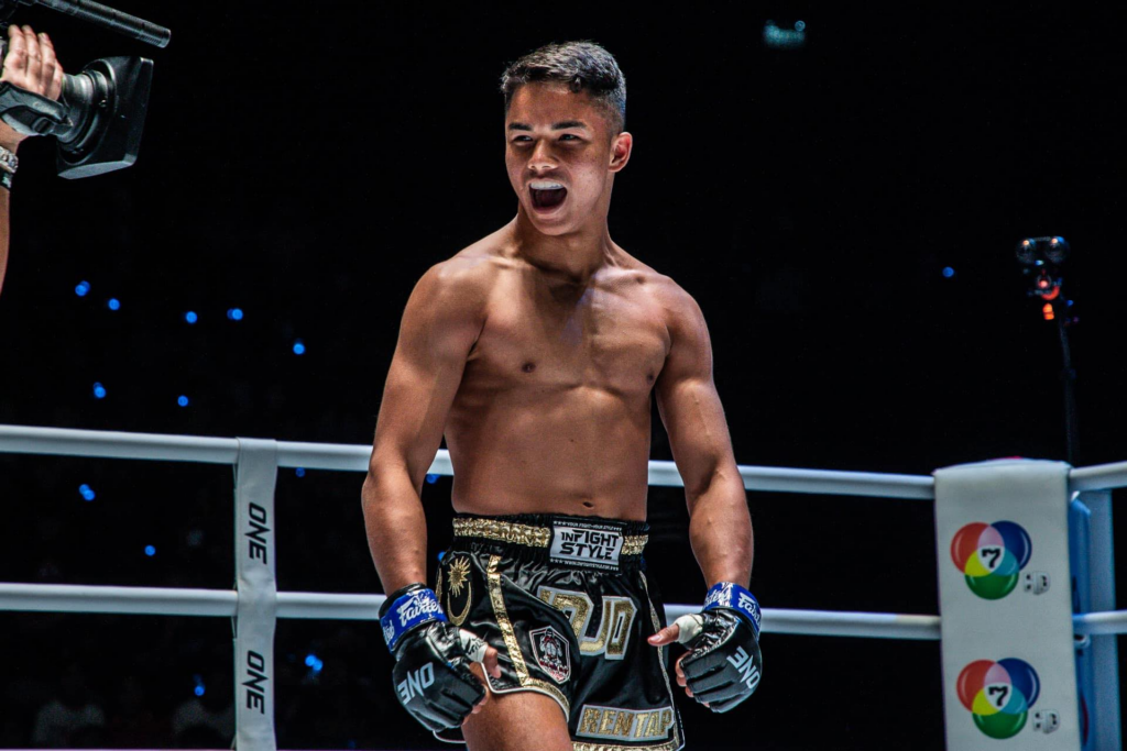 Digeruni Kerana Pukulan K.O, Johan Ghazali Impi 'Sign' Kontrak Berperstij ONE Championship