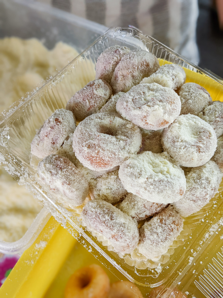 Wangi Dan Lembut, Anda Wajib Cuba Donut Kak R Di Bandar Baru Samariang