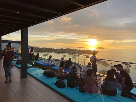 Berlangitkan Bulan & Bintang, Ini 10 Lokasi Hangout Terbaik Di Kota Kinabalu Sabah