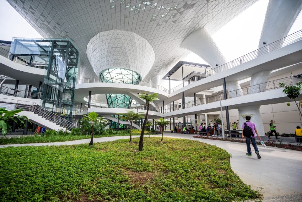 Sarawak Impikan Beri Pendidikan Universiti Percuma Kepada Anak Sarawak