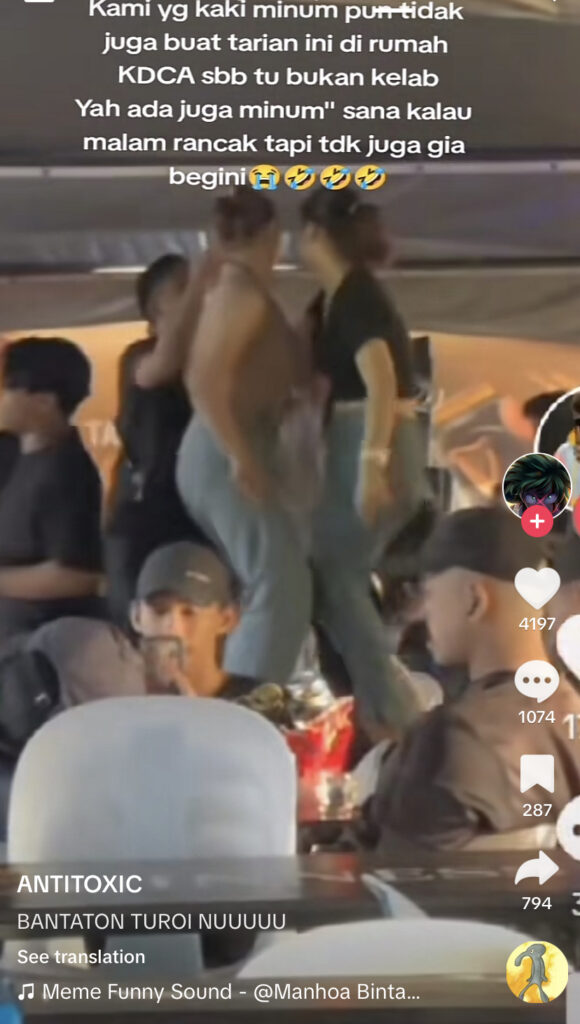 Wanita Menari Atas Meja Di KDCA Sabah, Buat Netizen Berang