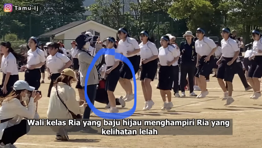 Pelajar & Guru Di Jepun Kerumun, Lindung Pelajar Muslim Pengsan Semasa Bersukan