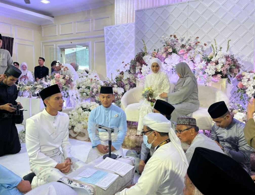 Artis Diminati Ramai Wanita, Penyanyi Sabah MK K-Clique Akhirnya Selamat Bergelar Suami