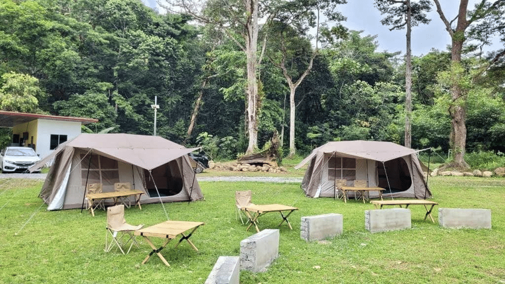 Santai Sambil 'Healing', Meteor Garden Recreational Farm Kuching Ini Syurga Buat Penggemar Aktiviti Camping