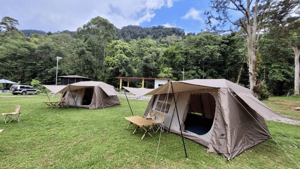 Santai Sambil 'Healing', Meteor Garden Recreational Farm Kuching Ini Syurga Buat Penggemar Aktiviti Camping