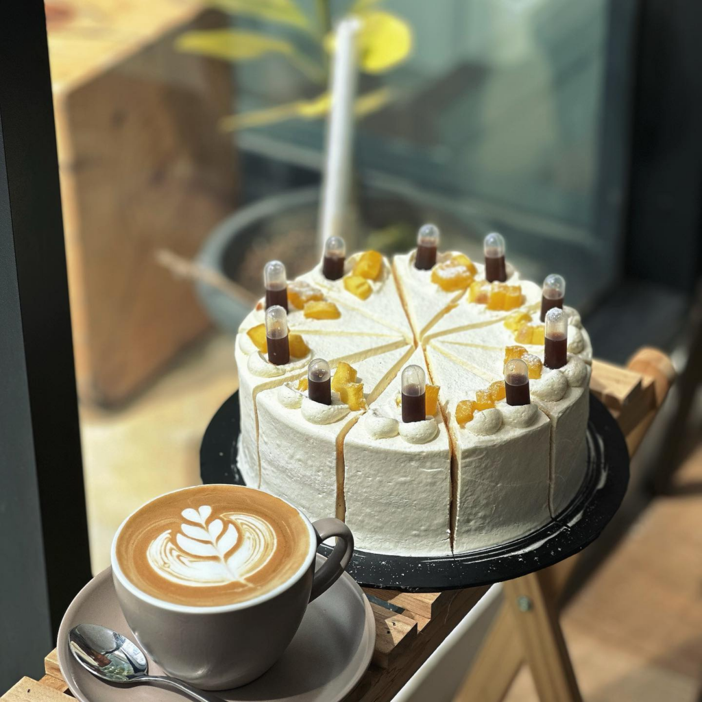 Port Lepak Best Di Kuching, Zero O’Clock Saradise Ini Tawar Pelbagai Dessert Lazat Untuk Anda
