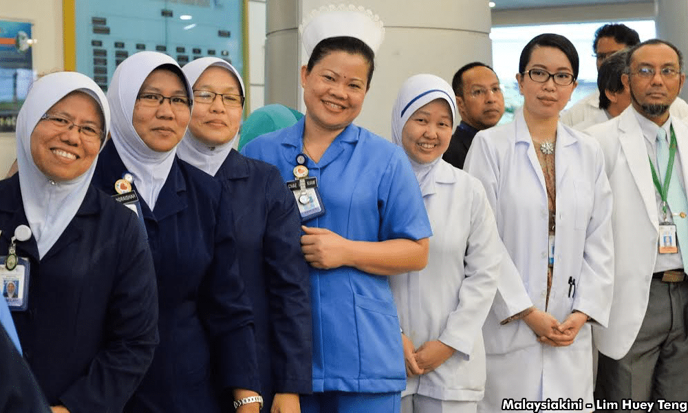 Dakwa 'Uniform' Nurse Ketat Dan Nampak Bentuk Badan, Netizen Bidas Kenyataan MP PAS