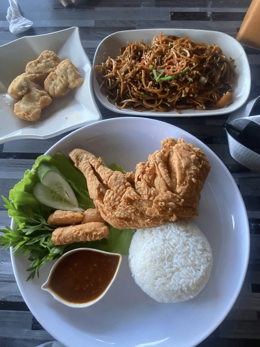 Port Makan Best Di Lundu, Dapur Pandan Ini Sediakan Pelbagai Sajian Menarik Untuk Anda