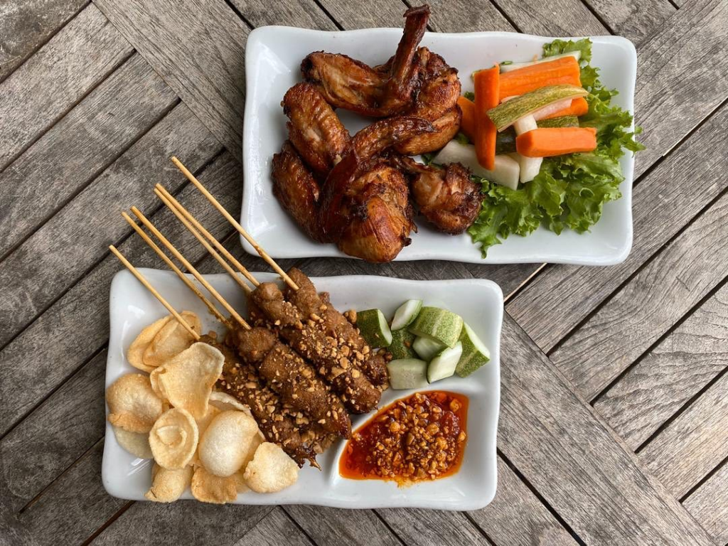 Restoran Kegemaran Penduduk Lokal, Anda Perlu Nikmati Menu Asian Fusion Lazat Di Cafe Cafe