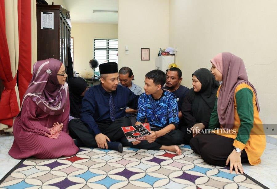 Rezeki Pelajar 11A SPM Jaga Ibu Sakit, Terima 10 Tawaran Termasuk Biasiswa