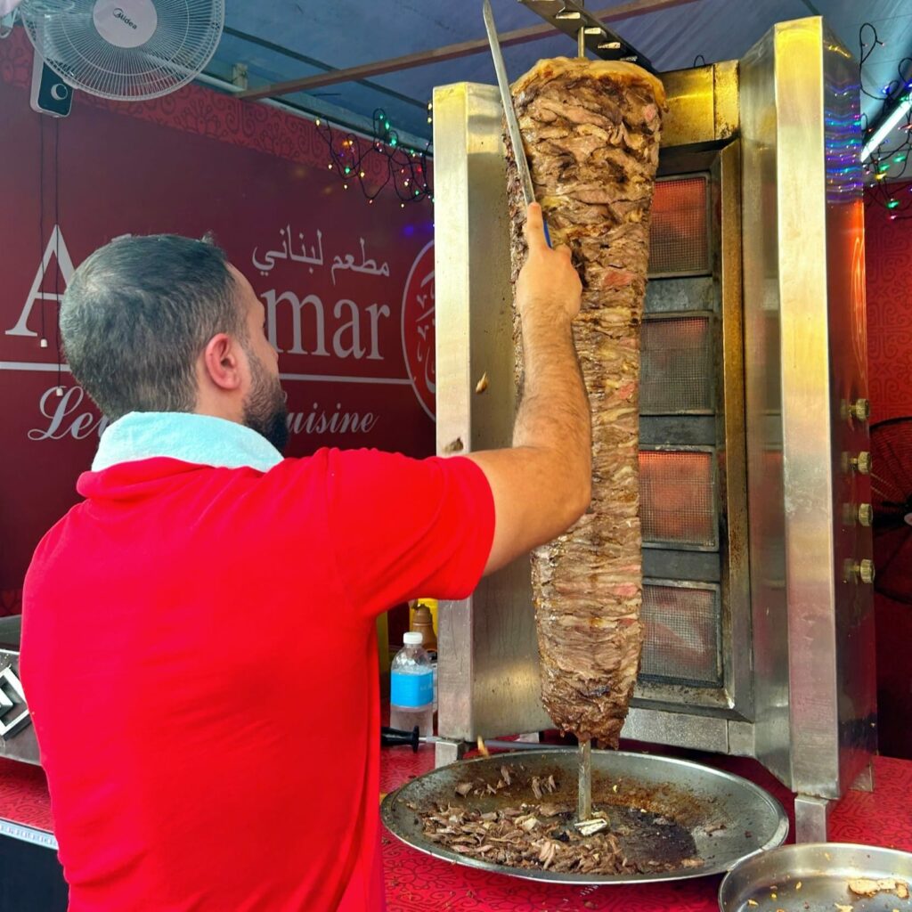 Pelbagai Jenis Makanan, Ini Adalah Antara Makanan Halal Dan Non-Halal Di Kuching Food Fest
