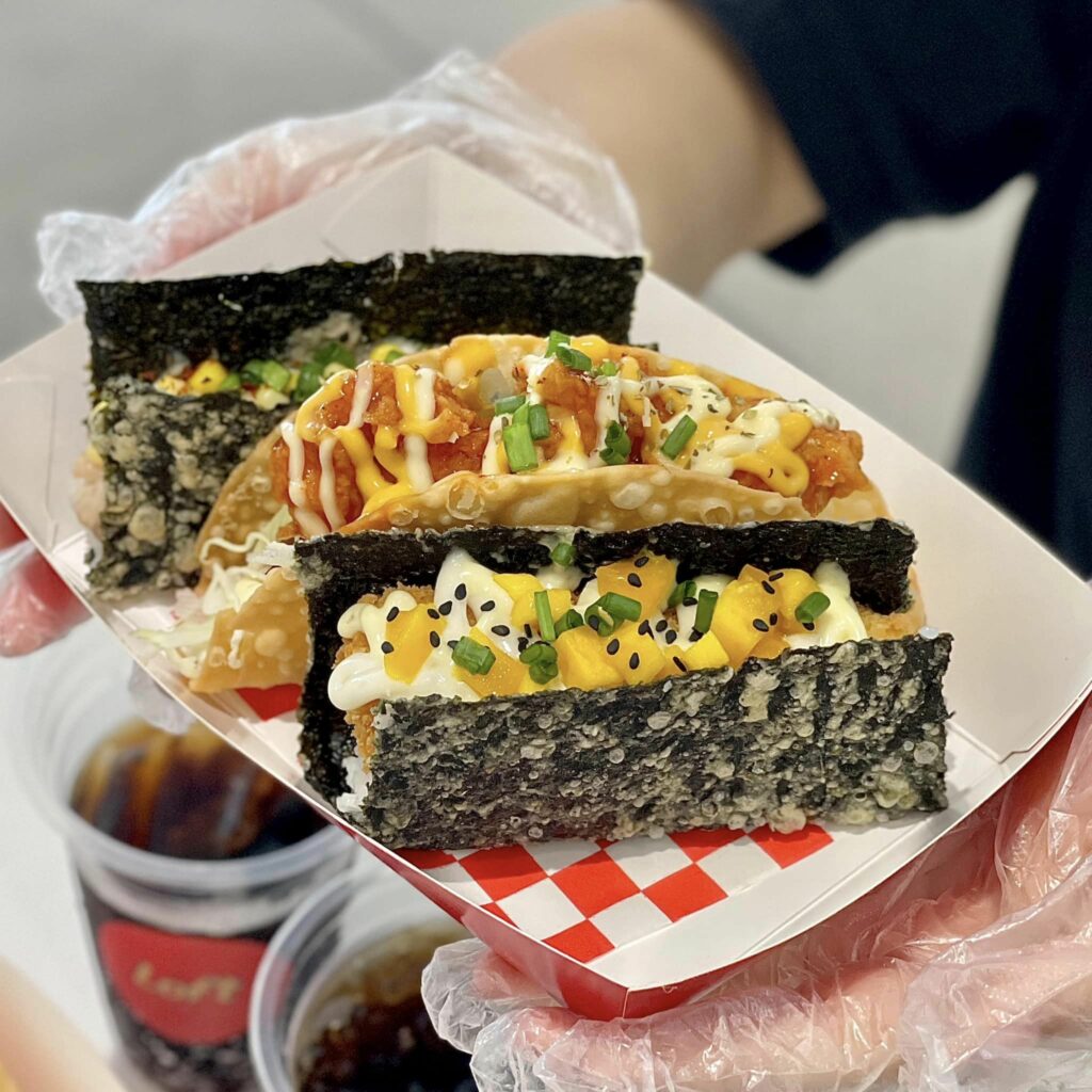 Pelbagai Jenis Makanan, Ini Adalah Antara Makanan Halal Dan Non-Halal Di Kuching Food Fest