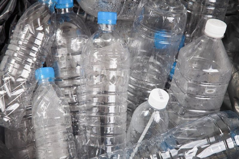 Pembinaan Jalan Guna Bahan Terpakai Plastik Dan Serbuk Getah Pertama Di Bintulu-Miri