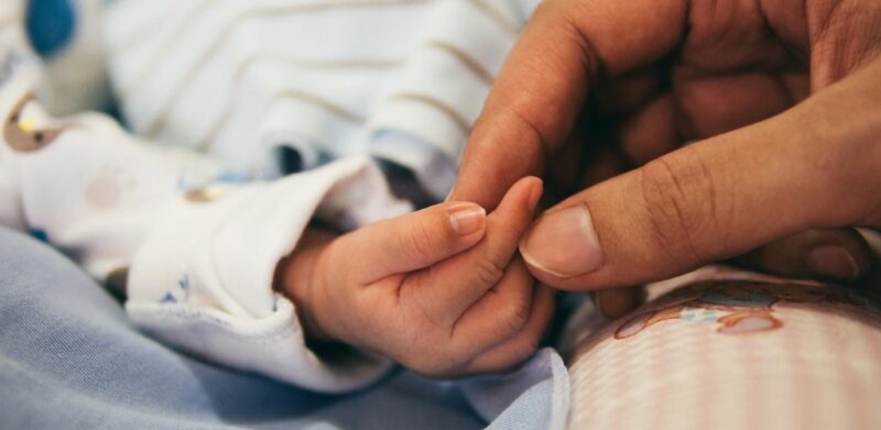 Siap Iklankan Di Sosial Media, Ibu Sanggup Jual Bayi Kandung 14 Hari Demi Bayar Hutang