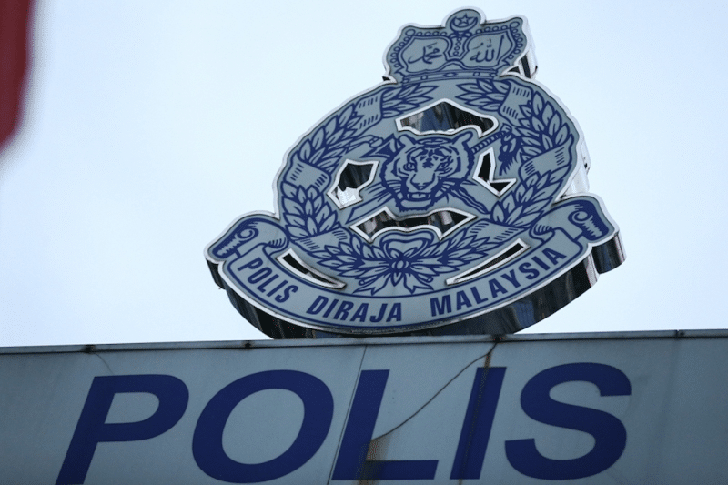Polis Tahan Lelaki Dari Bintulu Gara-Gara Tergamak Tumbuk Ibu Usia 91 Tahun