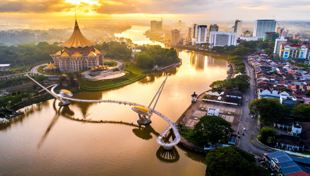Dinamakan Sempena Sejenis Nanas, Ini Kisah Menarik Disebalik Asal-Usul Nama Negeri Sarawak