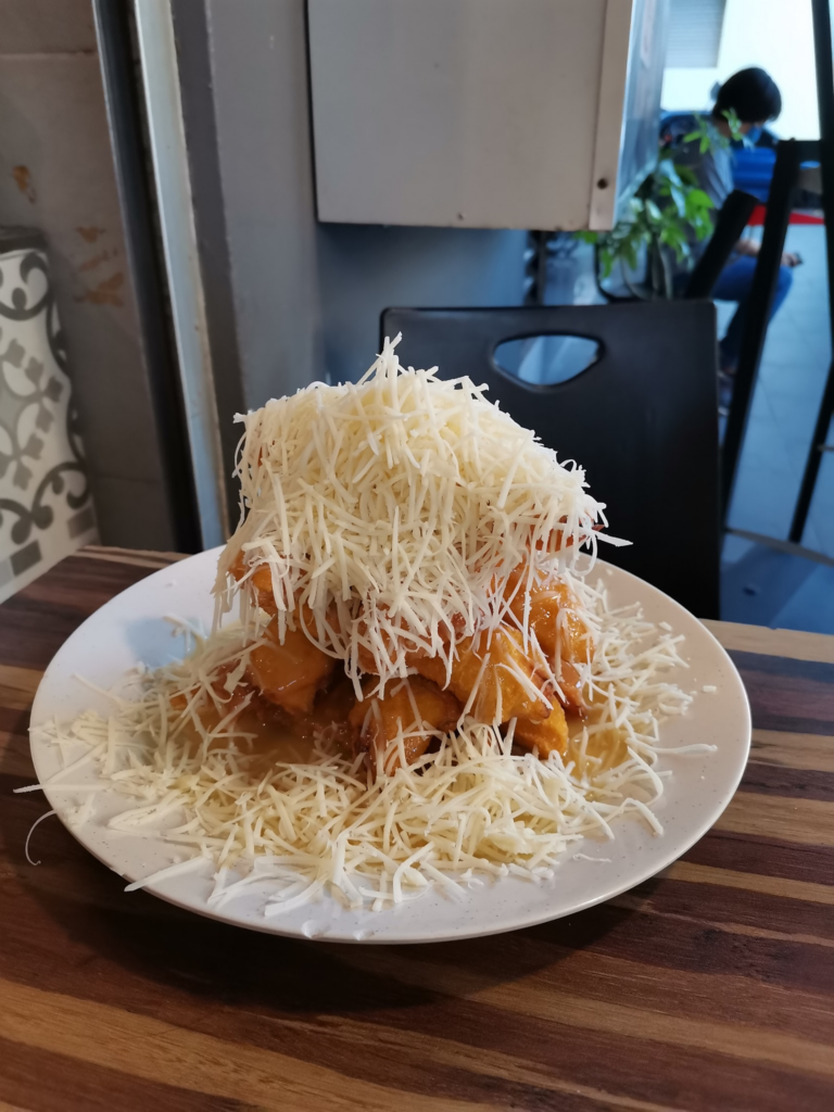 Ada Naan Cheese Tarik Kegemaran Ramai, Nikmati Sajian Menarik Di Ceylonese Restaurant Kuching Ini